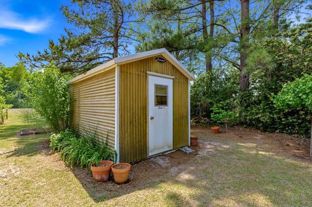 902 Grange Rd, Aynor, SC 29511
