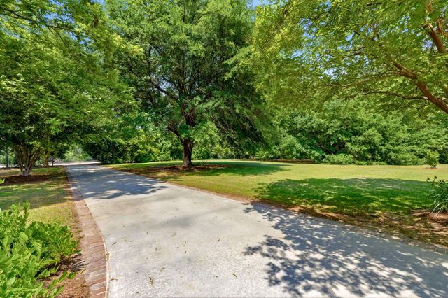 902 Grange Rd, Aynor, SC 29511