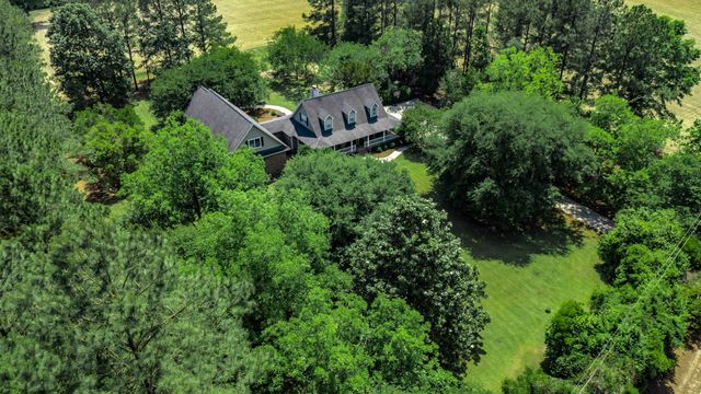 902 Grange Rd, Aynor, SC 29511