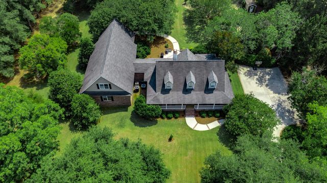 902 Grange Rd, Aynor, SC 29511