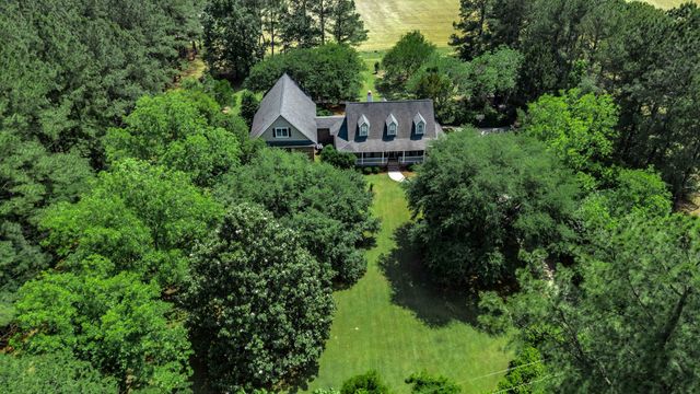 902 Grange Rd, Aynor, SC 29511
