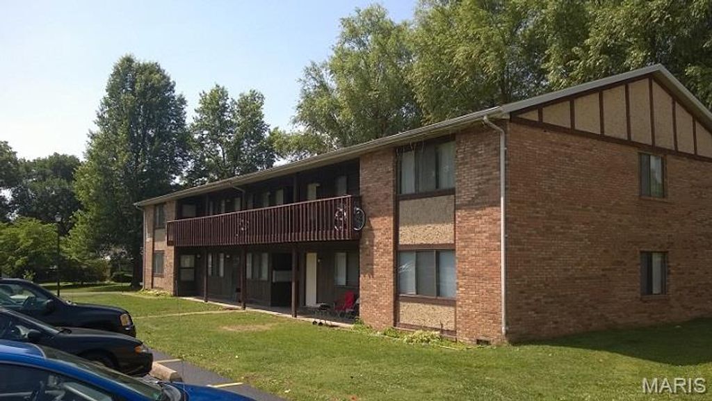 1907 E D Street 8, Belleville, IL 62221