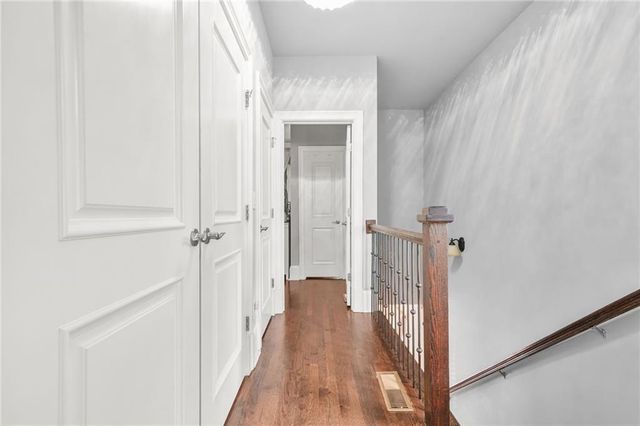 385 15TH NW Street 6, Atlanta, GA 30363