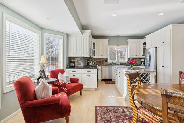 4700 Mcdonald Dr Place N, Stillwater, MN 55082