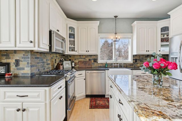 4700 Mcdonald Dr Place N, Stillwater, MN 55082