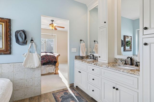 4700 Mcdonald Dr Place N, Stillwater, MN 55082