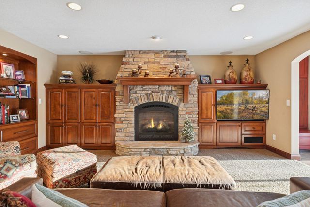 4700 Mcdonald Dr Place N, Stillwater, MN 55082