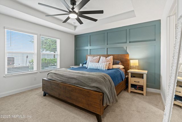 13201 HOLSINGER Boulevard, Jacksonville, FL 32256