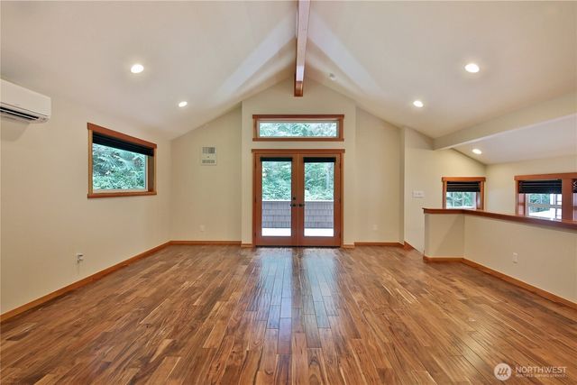 3512 E Overlook Drive, Langley, WA 98260
