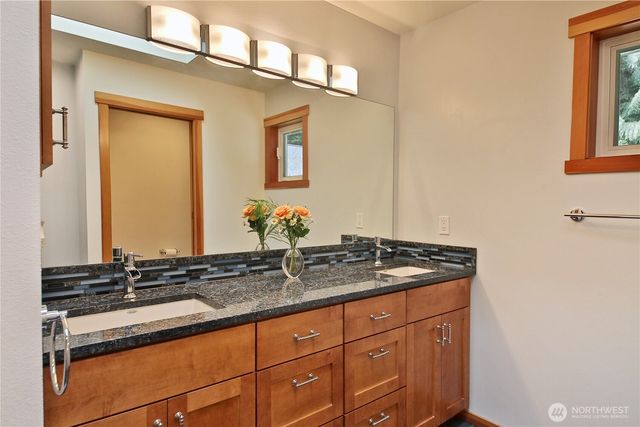 3512 E Overlook Drive, Langley, WA 98260