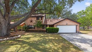 949 Burges, Seguin, TX 78155