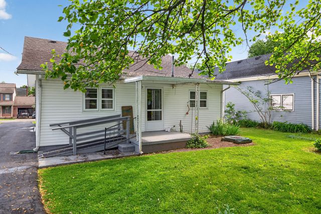 223 W Higgins Street, Midway, KY 40347