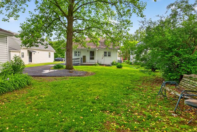 223 W Higgins Street, Midway, KY 40347