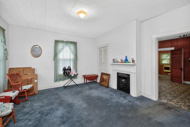 223 W Higgins Street, Midway, KY 40347