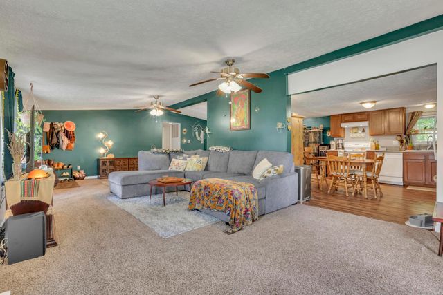 354 Merritt Road SW, Pataskala, OH 43062