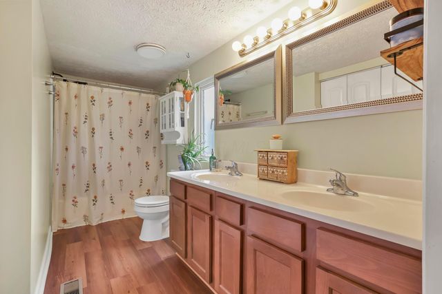 354 Merritt Road SW, Pataskala, OH 43062