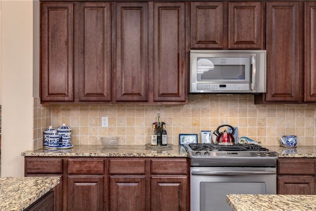 305 Hogan, Portland, TX 78374