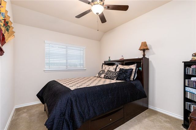 305 Hogan, Portland, TX 78374