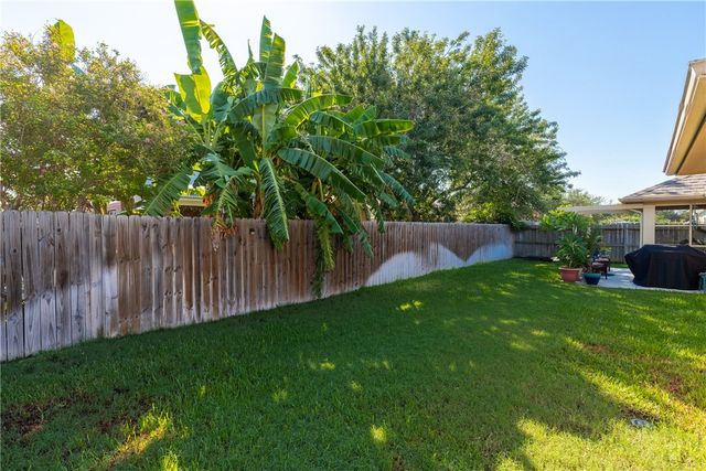 305 Hogan, Portland, TX 78374
