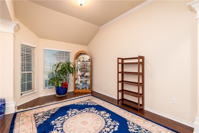 305 Hogan, Portland, TX 78374