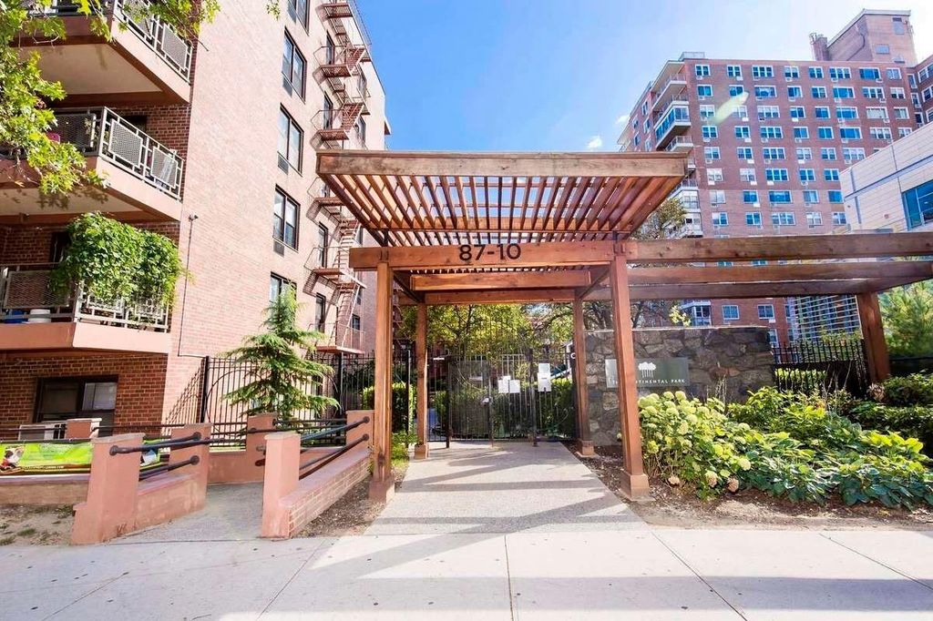 87-10 51st Avenue 3E, Elmhurst, NY 11373