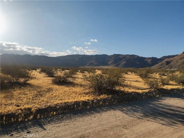 5 Venada, Lucerne Valley, CA 92356