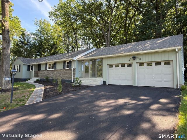 32 Hemlock Lane, East Hartford, CT 06118