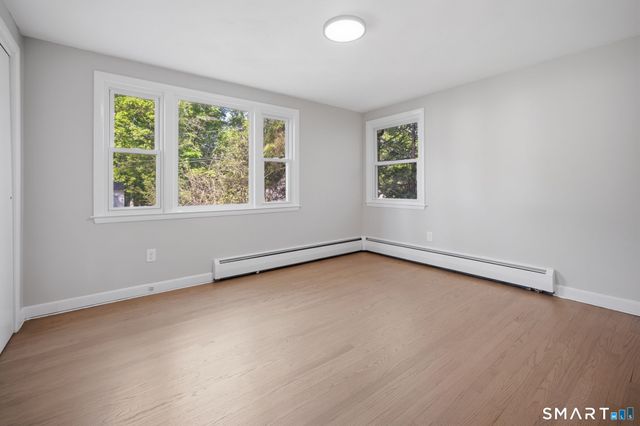32 Hemlock Lane, East Hartford, CT 06118