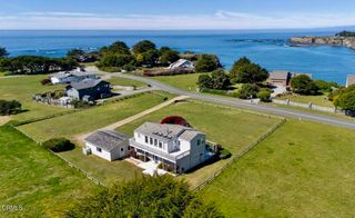 45603 South Caspar Drive, Mendocino, CA 95460