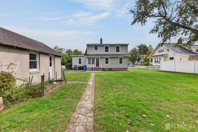 325 Dorn Avenue, Middlesex, NJ 08846