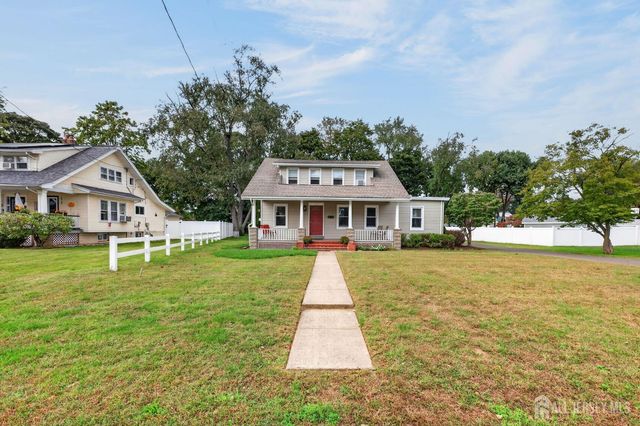 325 Dorn Avenue, Middlesex, NJ 08846