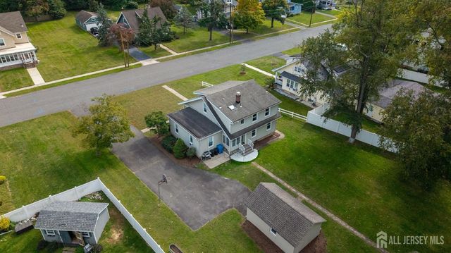 325 Dorn Avenue, Middlesex, NJ 08846