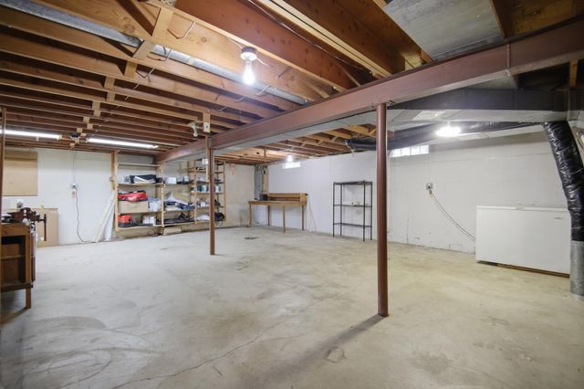 105 21st Street NW, Austin, MN 55912