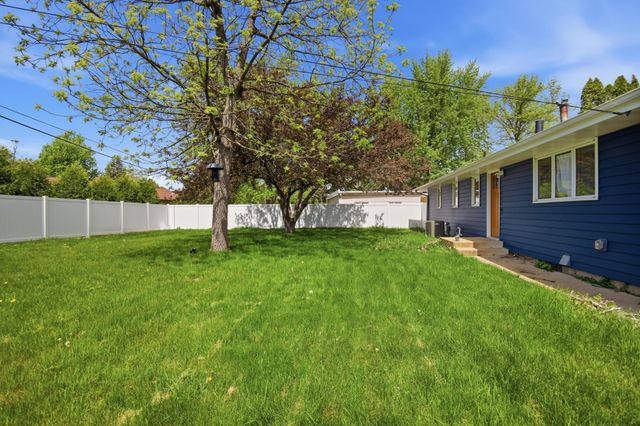 105 21st Street NW, Austin, MN 55912