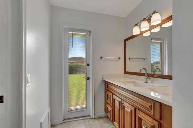 254 NW 11th Avenue, Boca Raton, FL 33486