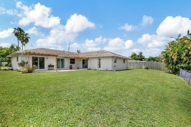 254 NW 11th Avenue, Boca Raton, FL 33486