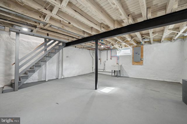 1230 MACDADE BLVD, Woodlyn, PA 19094