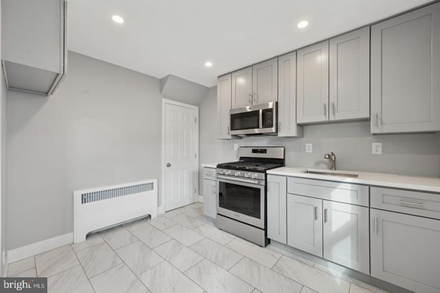 1230 MACDADE BLVD, Woodlyn, PA 19094