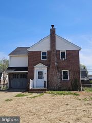 1230 MACDADE BLVD, Woodlyn, PA 19094