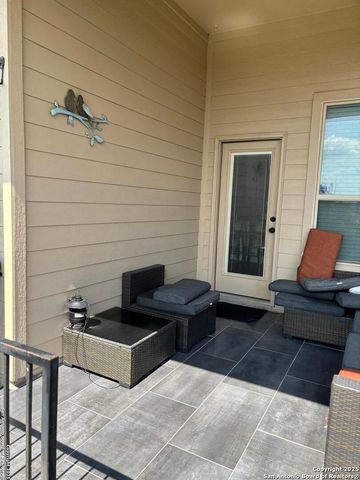 21943 Akin Byu, San Antonio, TX 78261