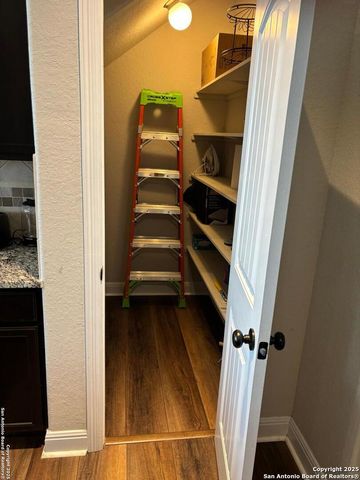 21943 Akin Byu, San Antonio, TX 78261