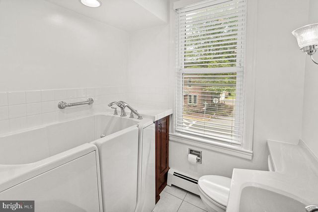 201 E MAIN ST, Fairfield, PA 17320