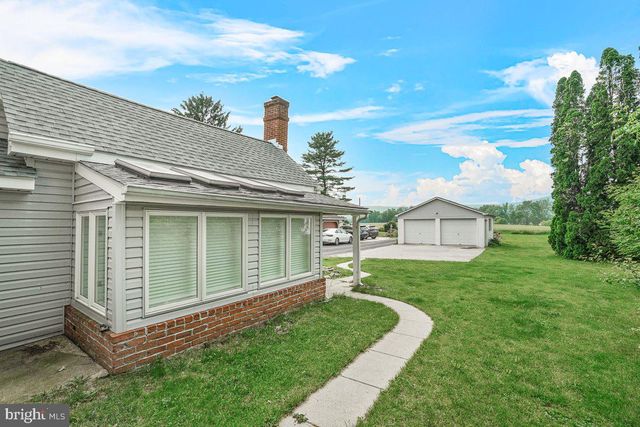 201 E MAIN ST, Fairfield, PA 17320