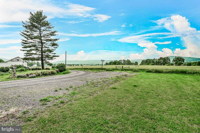 201 E MAIN ST, Fairfield, PA 17320