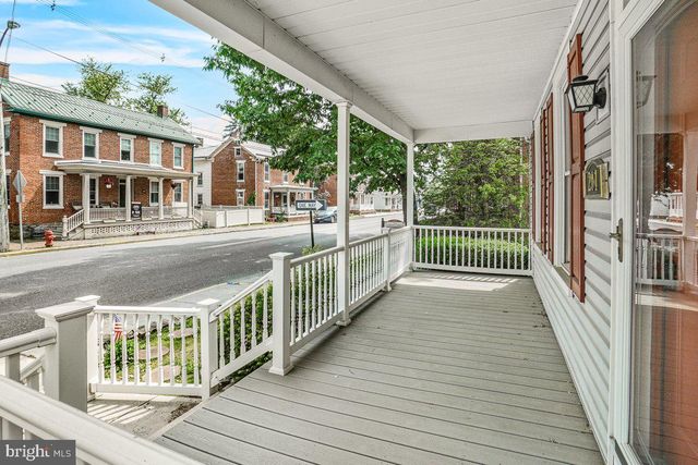 201 E MAIN ST, Fairfield, PA 17320