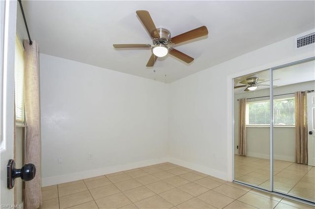 200 Turtle Lake CT 108, Naples, FL 34105