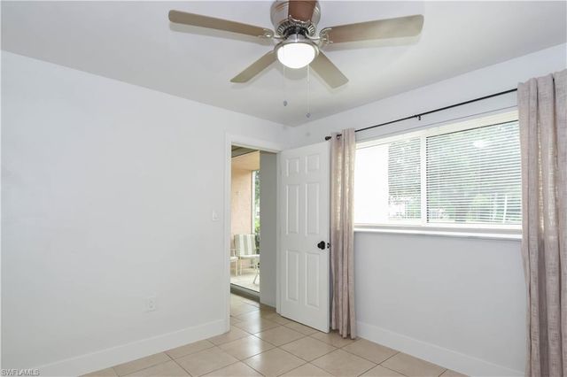 200 Turtle Lake CT 108, Naples, FL 34105