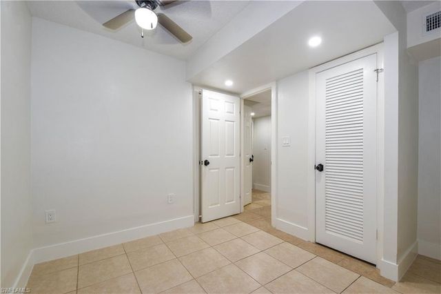 200 Turtle Lake CT 108, Naples, FL 34105