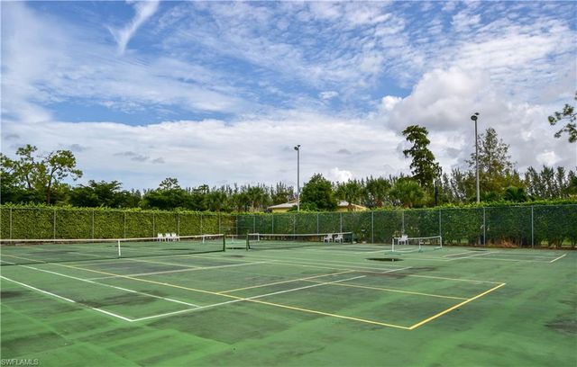 200 Turtle Lake CT 108, Naples, FL 34105