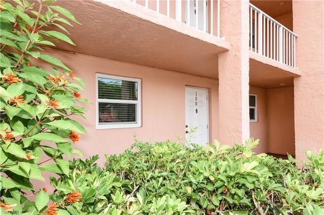 200 Turtle Lake CT 108, Naples, FL 34105